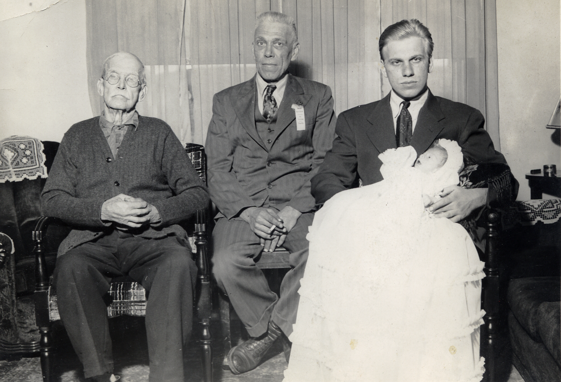 07 Pierre grand papa Jeffrey Papa et Andre_de_tif_a_png.png